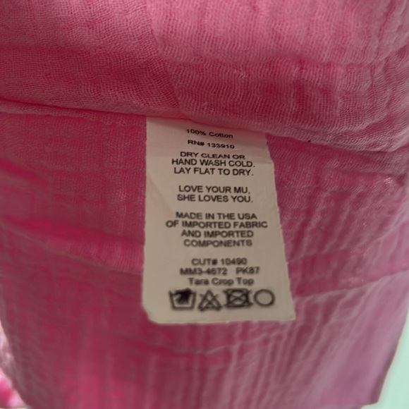 Show me your MuMu crop tank - Picture 4 of 6